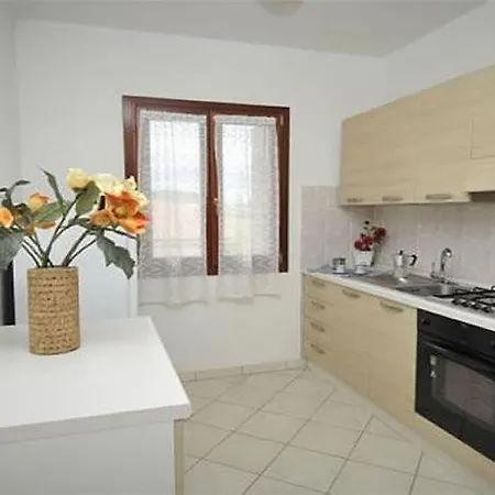 Lu Fraili Trilo 4 * סאן תאודורו